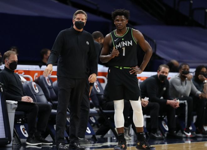 着全队的脉 着全队的脉