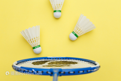 不是单纯靠 不是单纯靠